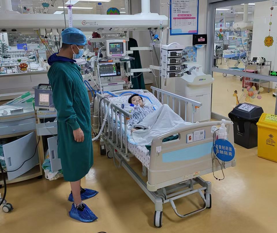 米易县跨省救护车出租公司